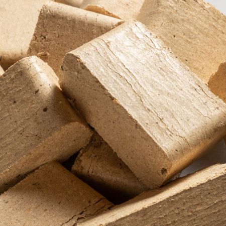 RUF Holzbriketts Palette 480 kg – 48 Packungen à 10 kg (FSC-zertifiziert, ofenfertig)